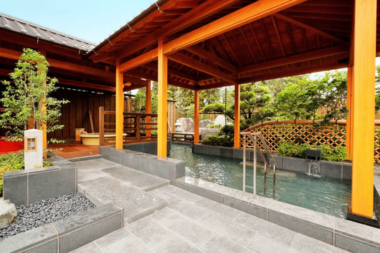 国際リゾートホテル湯楽城