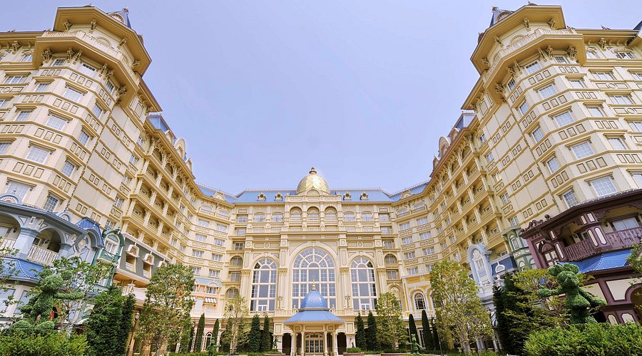 Tokyo Disneyland Hotel