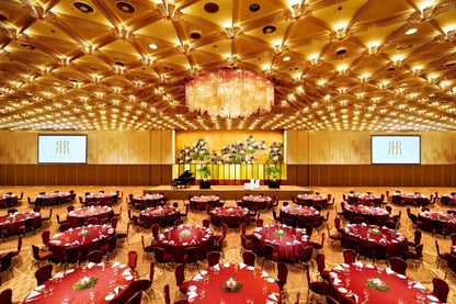 RIHGA Royal Hotel Osaka, Vignette Collection (IHG)